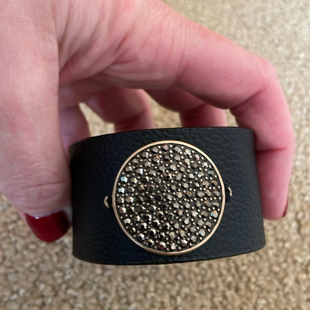 Black leather wrap bracelet with jewel